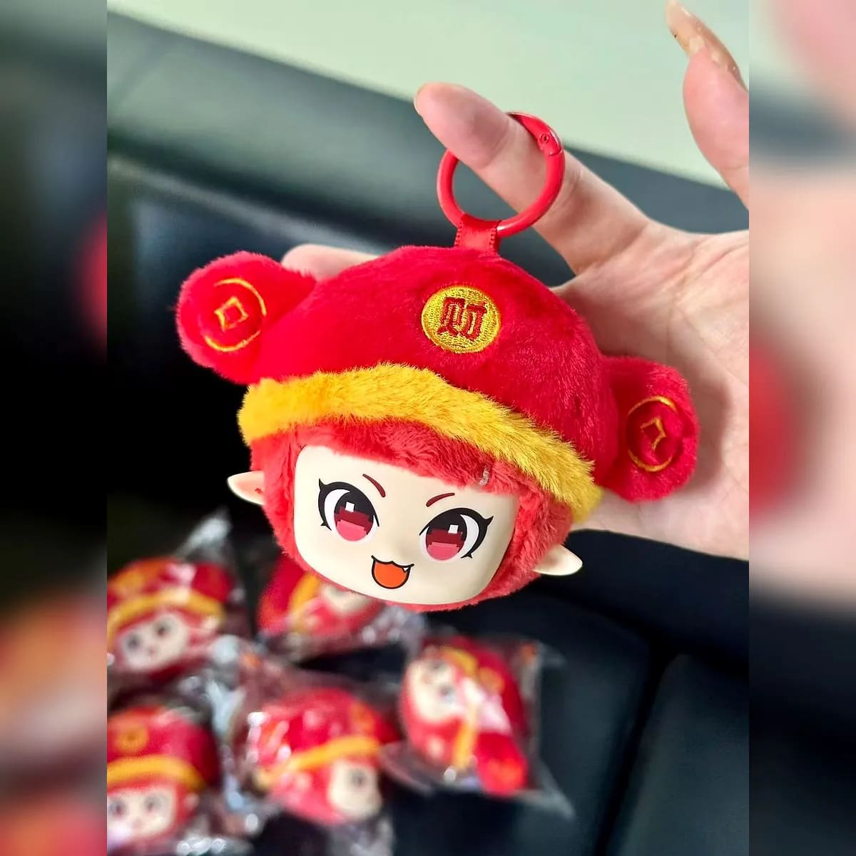 ぬいぐるみキーホルダー・小型プラッシュ — Custom Plush Toy Factoryが深圳で製造したオーダーメイドのキーホルダー
